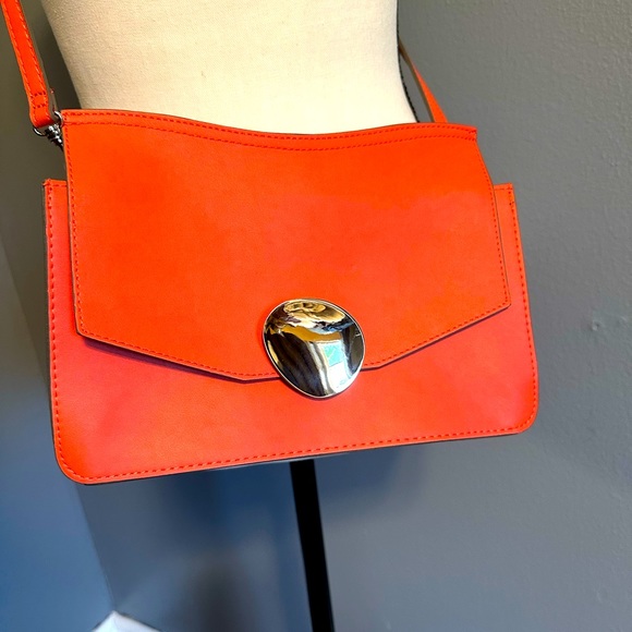 ORIFLAME SWEDEN orange/coral bag. - Picture 2 of 10